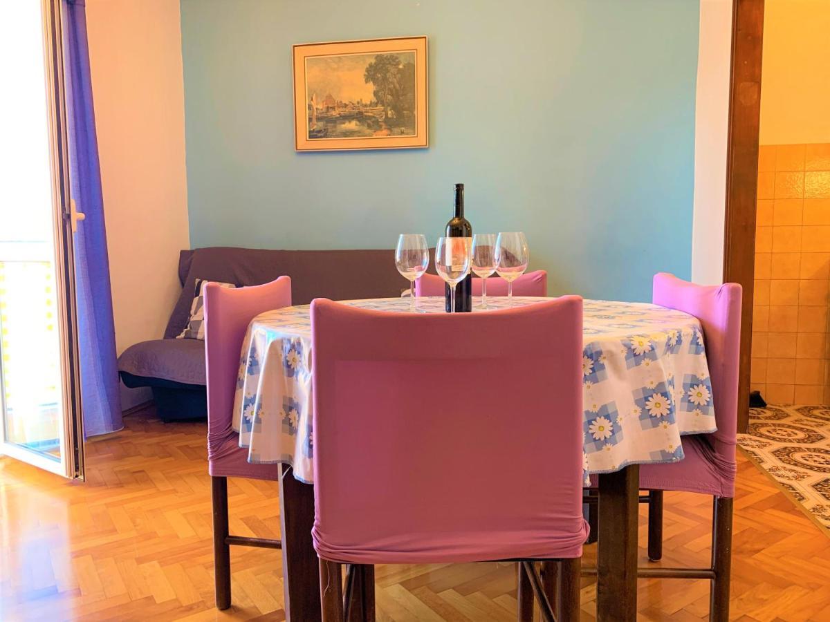 Roko Apartment House Примоштен Экстерьер фото