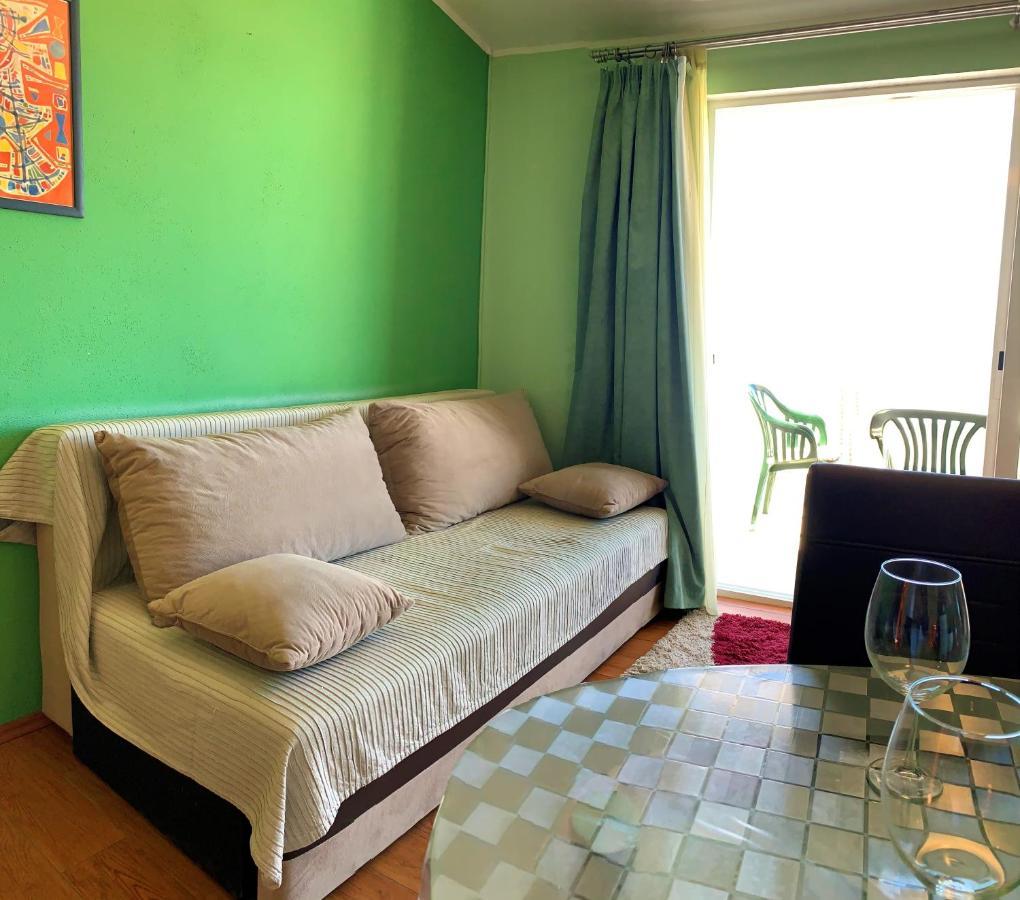 Roko Apartment House Примоштен Экстерьер фото