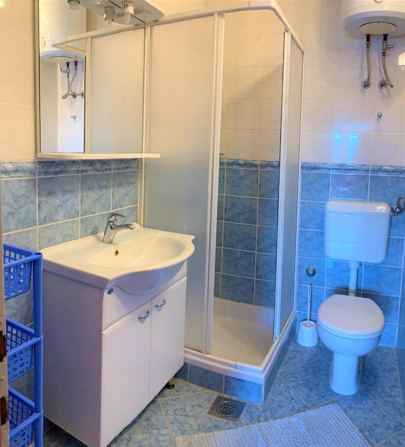 Roko Apartment House Примоштен Экстерьер фото